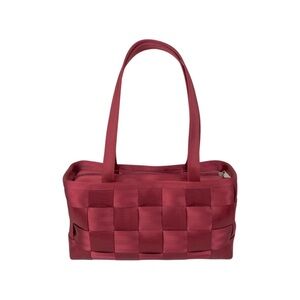 NWOT HARVEYS The Original Seatbelt Bag.  Red Shoulder Handbag Purse